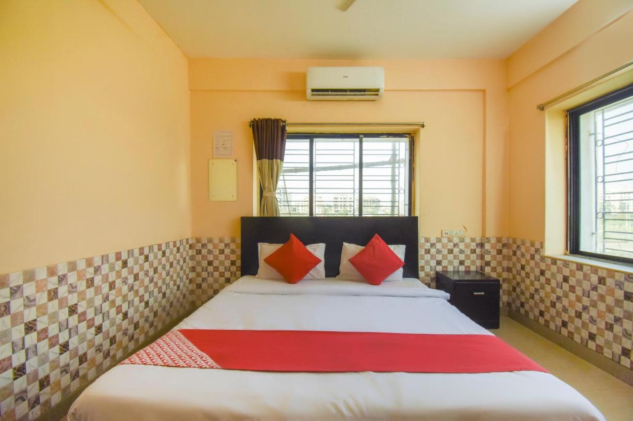 Oyo Flagship 72260 Seema International Hotell Gauripur Eksteriør bilde