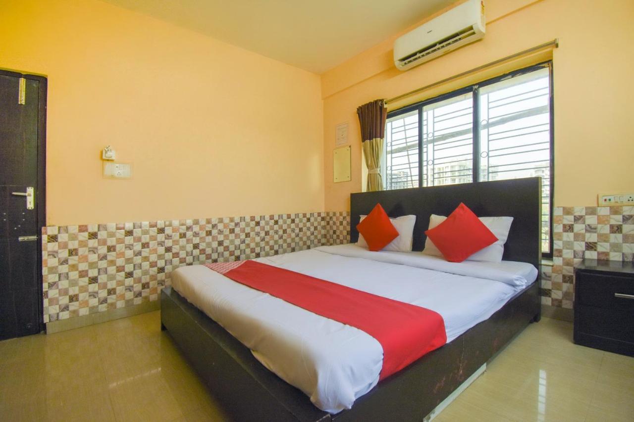 Oyo Flagship 72260 Seema International Hotell Gauripur Eksteriør bilde