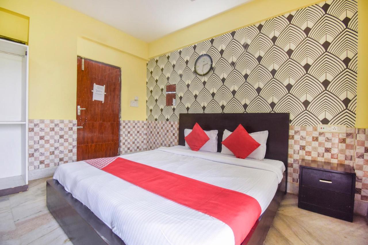 Oyo Flagship 72260 Seema International Hotell Gauripur Eksteriør bilde