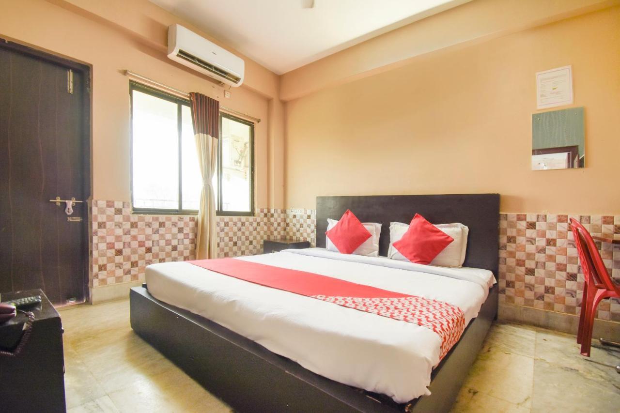 Oyo Flagship 72260 Seema International Hotell Gauripur Eksteriør bilde
