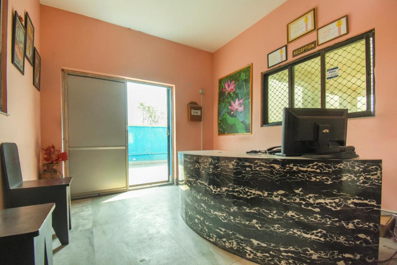Oyo Flagship 72260 Seema International Hotell Gauripur Eksteriør bilde